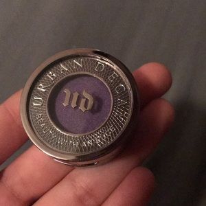 Urban decay single in flash